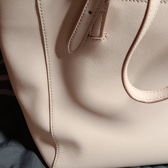 Blush pink Tory Burch tote - Picture 10 of 12